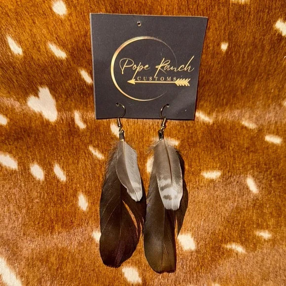Pope Ranch Feather Earrings - Picture 2 of 2